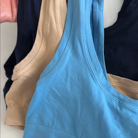 Hanro Touch Feeling Crop Top Bralette sz M - Picture 6 of 6